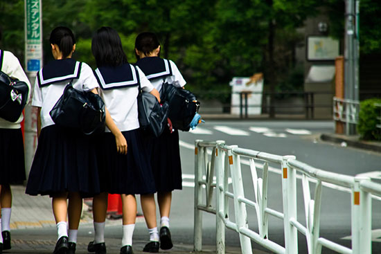 海外から日本の学校への編入・入学・転校の手続き