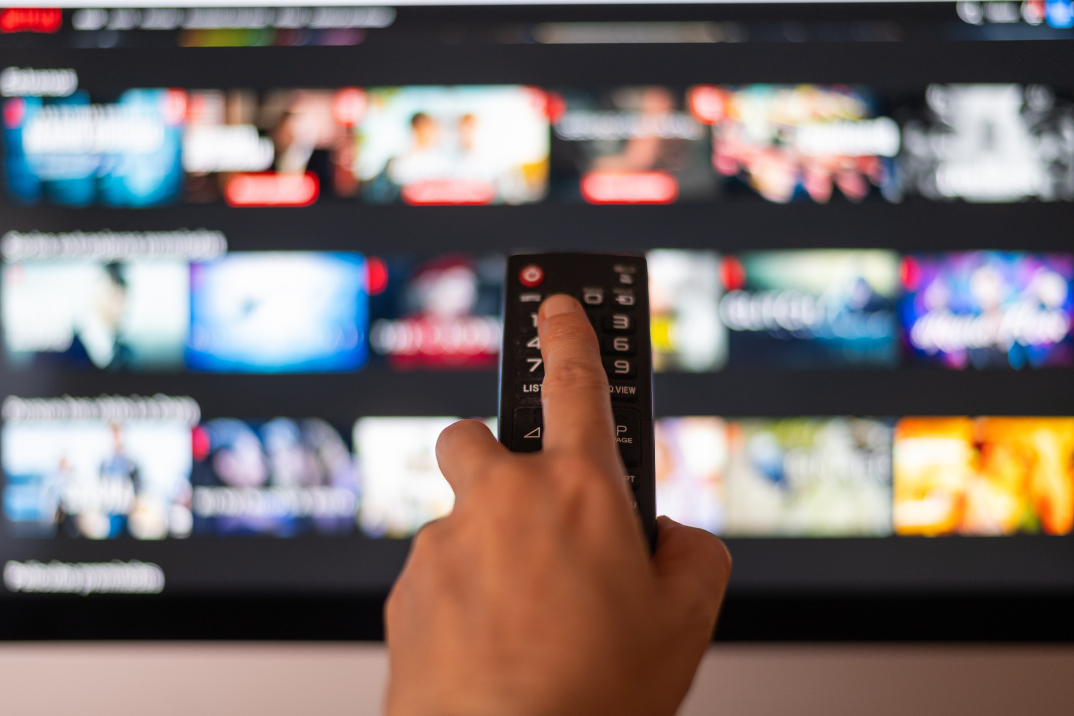 海外で日本のTVを見るための2つの方法